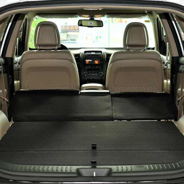 2010–Present Kia Sorento Cargo Tray | Expansive Boot Guard for Mid-Size SUVs