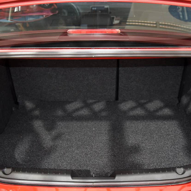 2013–Present Mazda3 Axela Trunk Mat | Seamless cargo coverage with raised‑edge protection