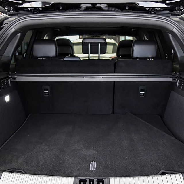 Rugged Elegance: Lincoln MKX (2015-2019) Boot Protector