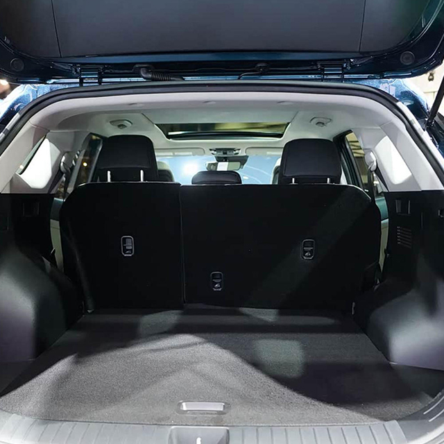 2017–Present Kia Sportage Rear Protector | Rugged Trunk Coverage for SUVs