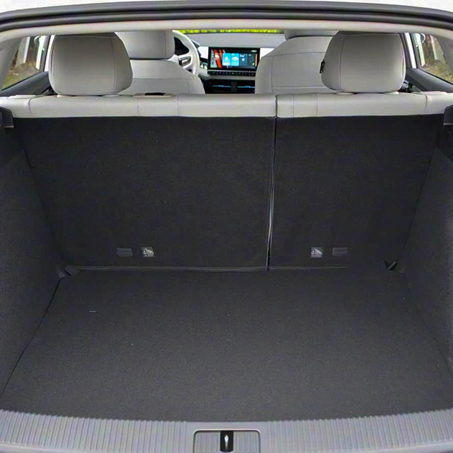 2018–2021 Roewe i5 Trunk Liner | Electric Cargo Fortification for Compact Hatchbacks