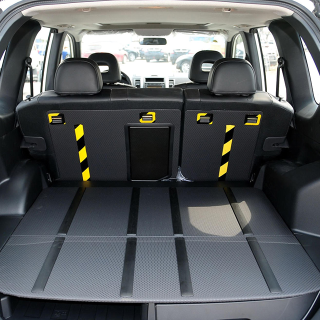2007–Present Nissan X-Trail Cargo Protector | Dynamic Trunk Guard for Crossovers