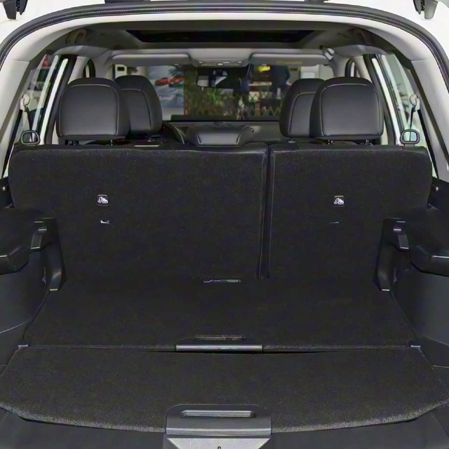 2008–2021 Nissan Qashqai Boot Guard | Stylish Trunk Safeguard for Compact Crossovers